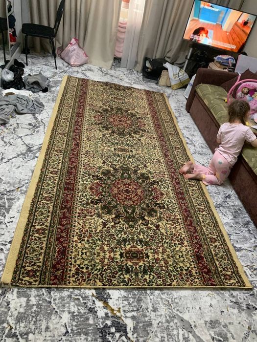 Два ковра в хорошем состоянии за 450тыс