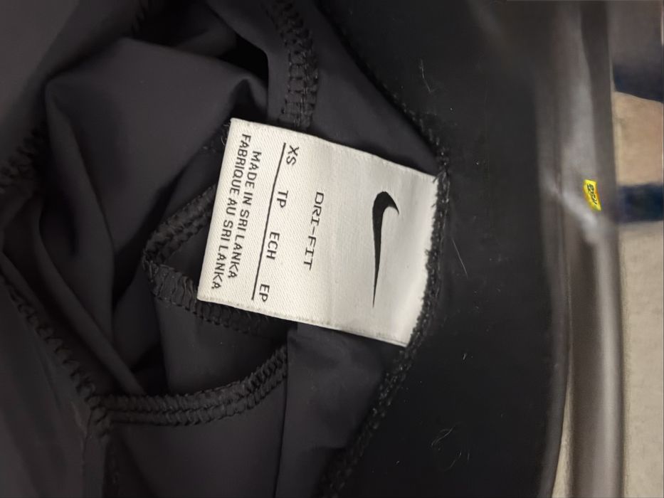 Дамски панталон nike xs