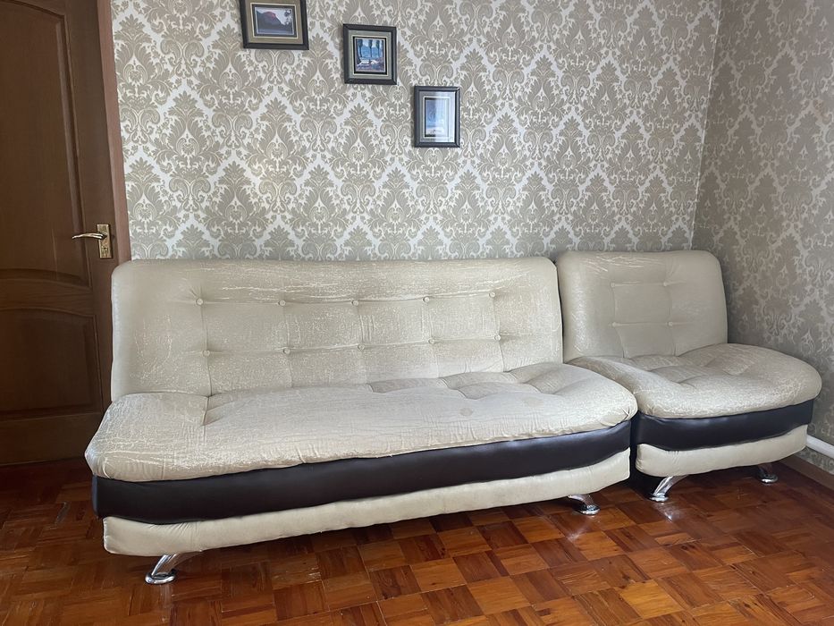 Диван для гостиной