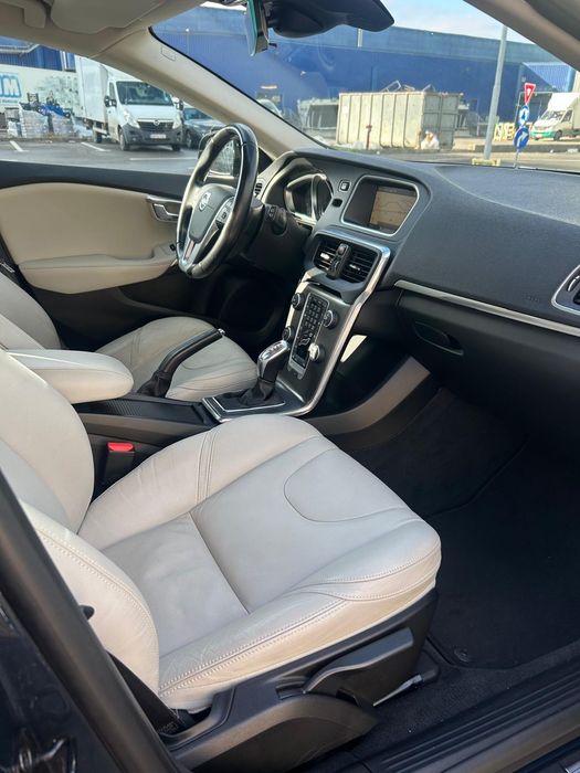 Volvo V40/2.0 D, 150 CP/ 5 cilindri