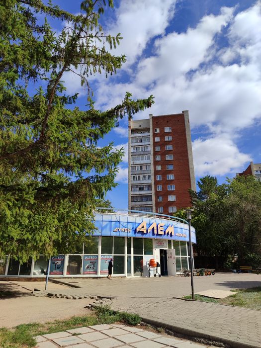 Продается 2-комн (3-21, 1 эт)