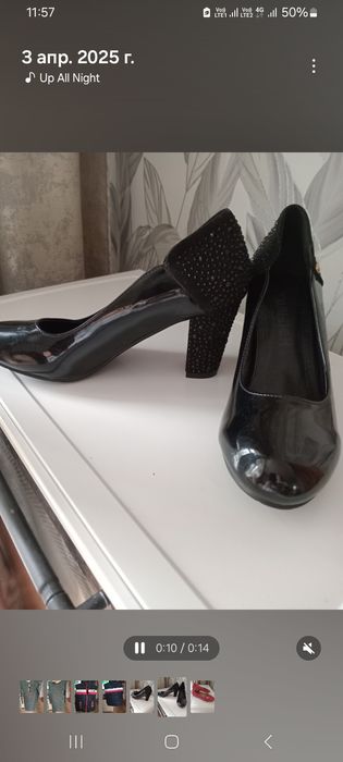 Продам  модельные туфли новые 39 размер