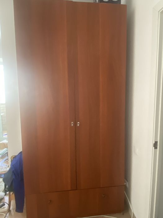 Срочно продам шифоньер
