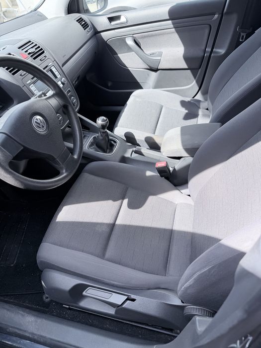 VW Golf 5 1.6 benzina 139.081 km reali