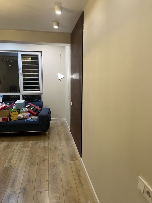 Покраска стен и потолков