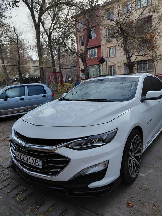 19 diska baloni bilan