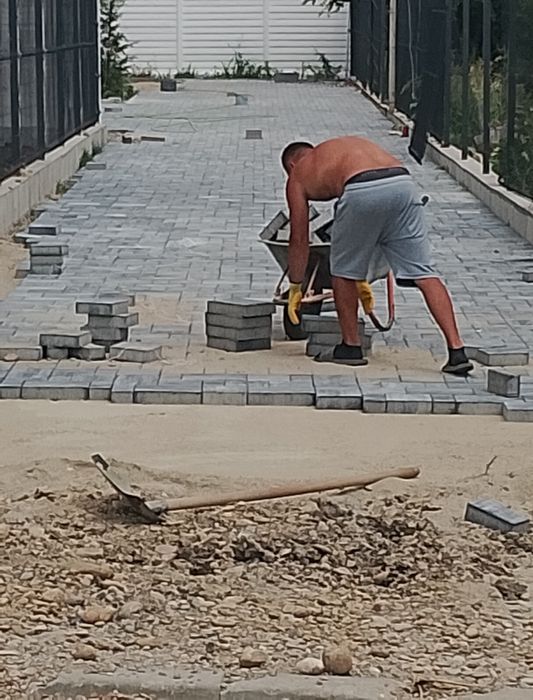 Montaj pavaj,dale,borduri,rigole