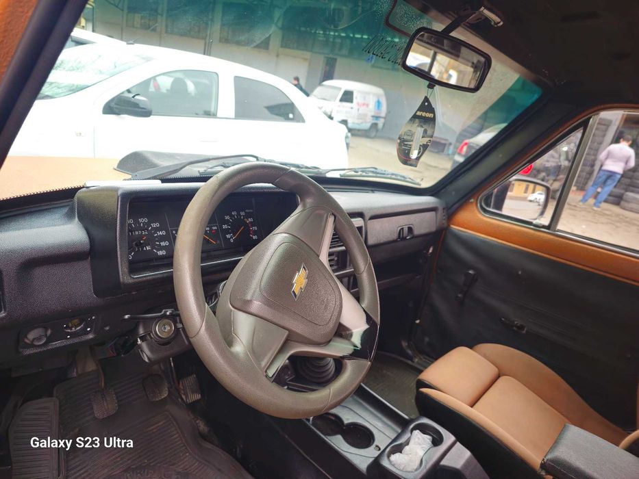 Niva,  Ваз 2121 (бензин+Метан)