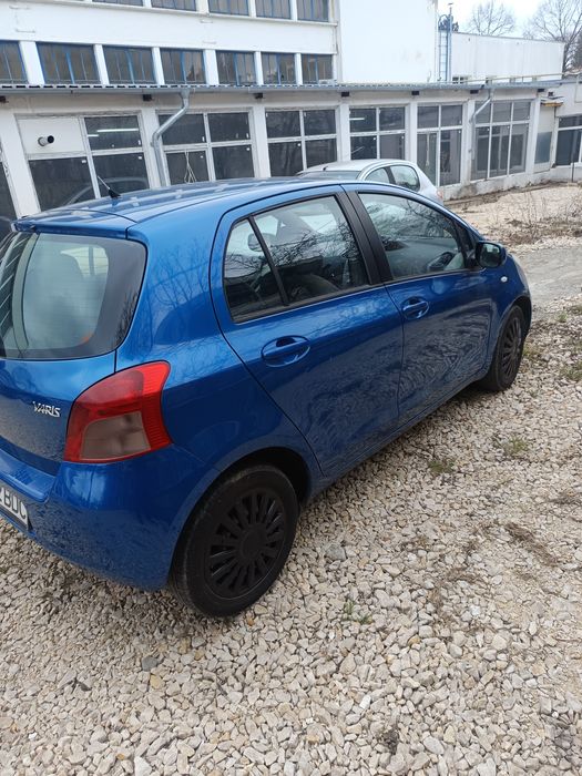 Toyota Yaris 2007 ,1,3 Benzina-144000km -3000€-Unic propietar