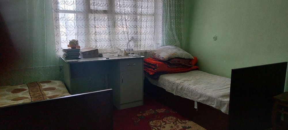 Продаётся 2х комнатная квартира на квартале конструкторов 1 этаж