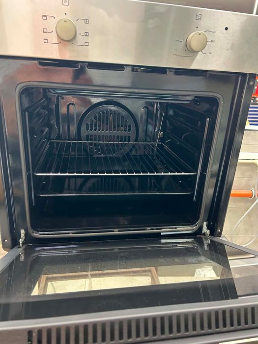 Фурна за вграждане PYRAMIS – 80 €