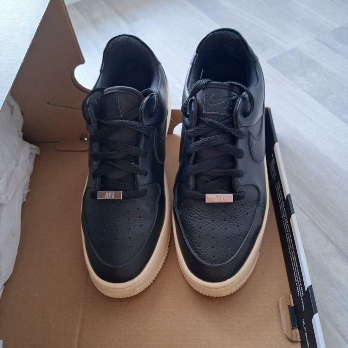 Кеды кеды б/у чёрного цвета