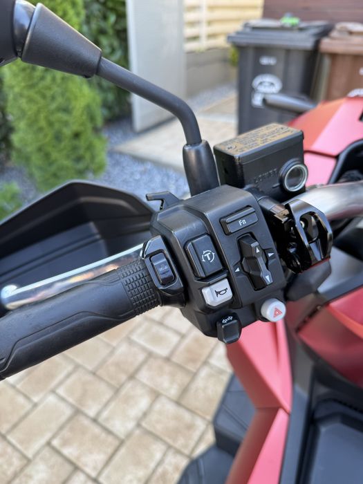 Maxi Scuter Honda ADV350