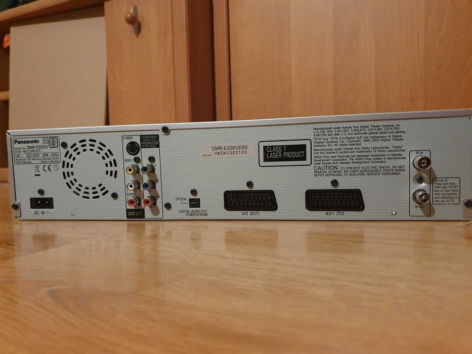 Panasonic DMR-ES30V VHS-DVD recorder