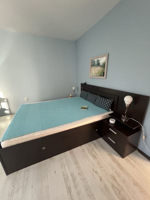 Спалня с матрак Дормео