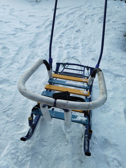 Продам санки детские