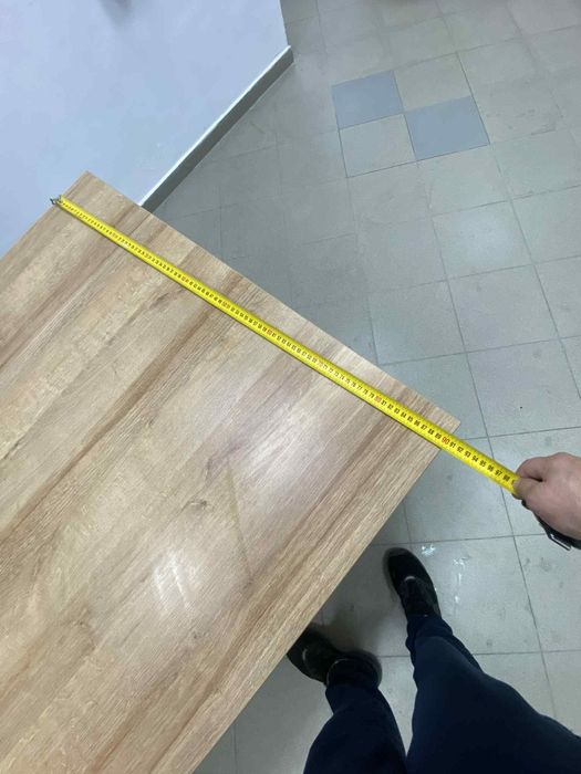 Трапезна маса в много добро състояние