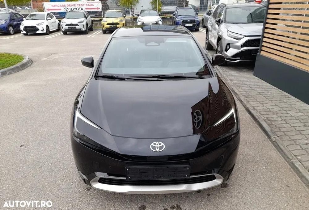 Toyota Prius cu tva deductibil negociabil
