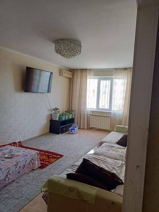 Продам двух комнатную квартиру