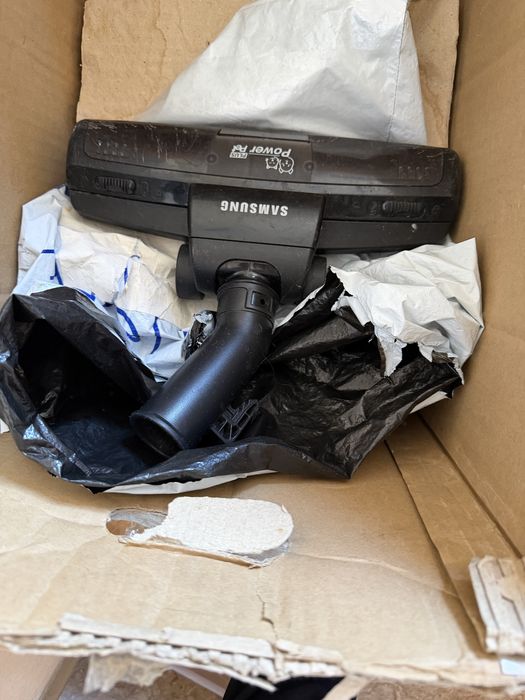 Пылесос продаю за 10000