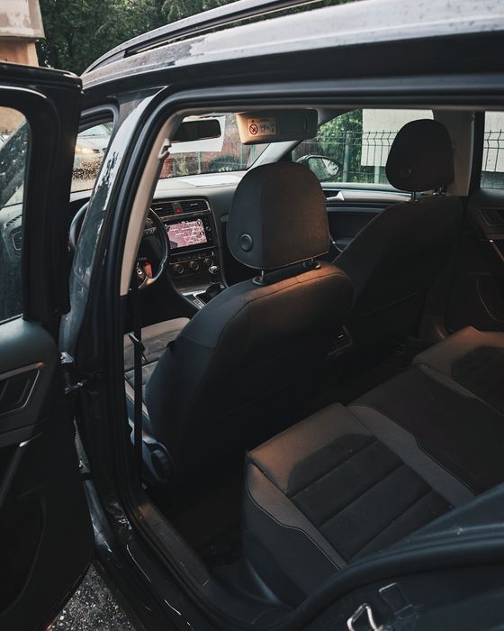 VOLKSWAGEN Golf 2020 — imagine 5