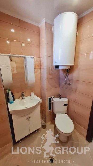 Дава се под наем Тристаен апартамент в Варна, Възраждане 1 - 77 кв.м за 612 € - Снимка #9