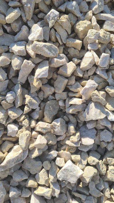 Calcar granit gri chisai balastru nisip asfalt frezat miniexcavator