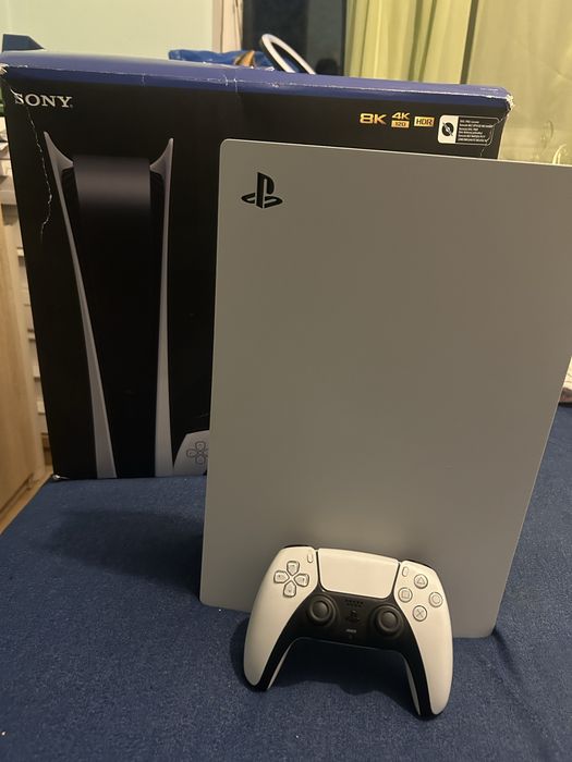 Playstation 5 Digital Edition + FIFA 26