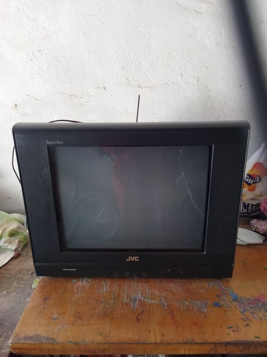 Продам телевизор JVC