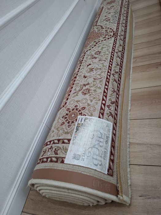 Продам ковёр  3×2,чистый, плотный в отличном состоянии