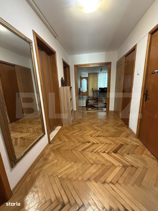Apartament 4 camere, 78 mp, zona Cornisa