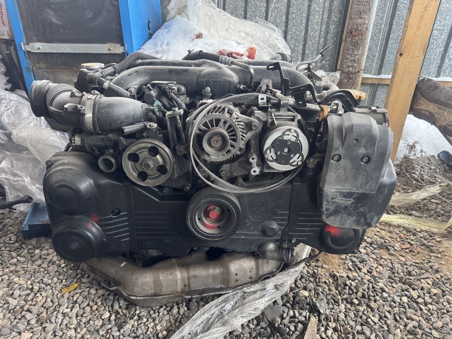 Двигатель на субару В Сборе