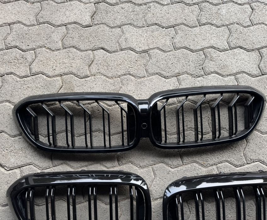 Решетки Ноздри BMW g30