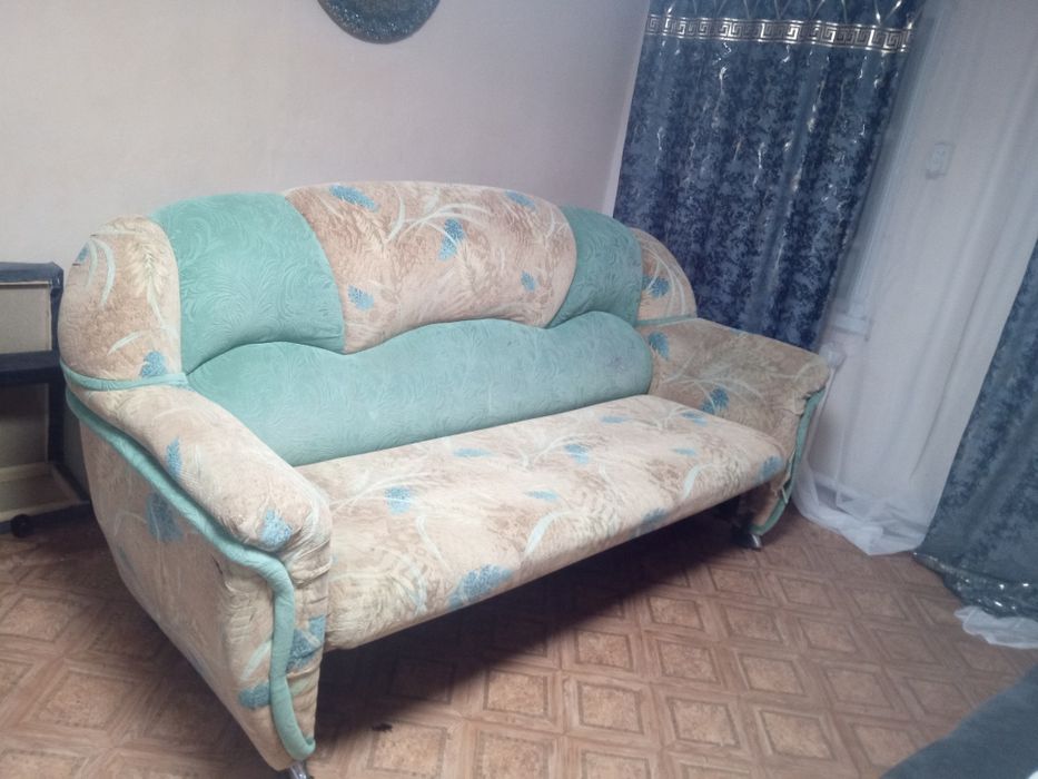 Продам диван и кресло
