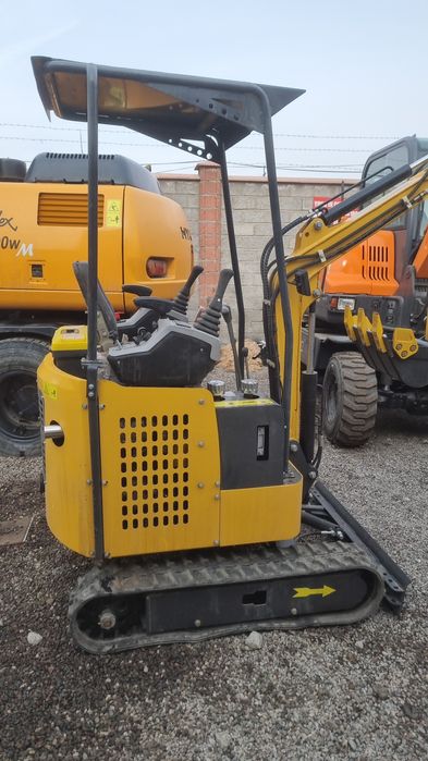 Mini ekskavator. Экскаватор мини