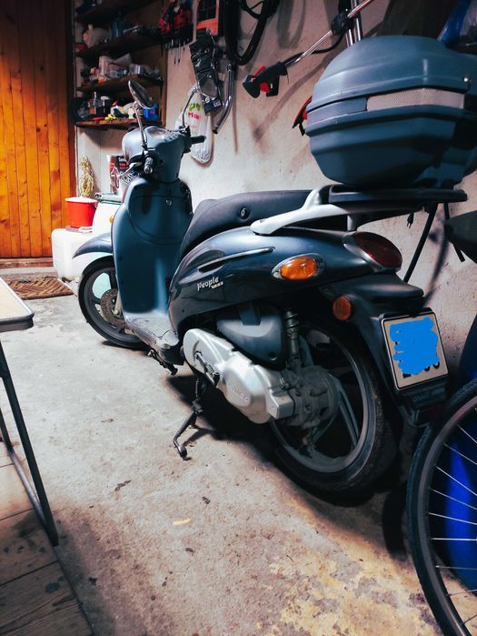 Мотоциклет Кимко пипъл 150