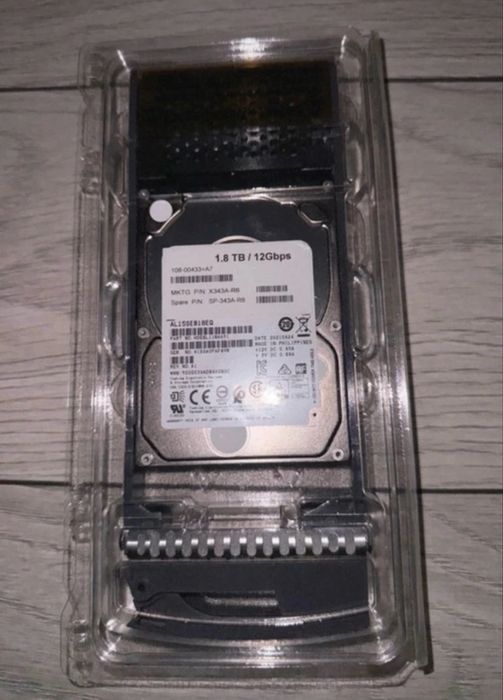 Hard disk 1.8TB 10K SAS 12GB/2,5 inchi nou