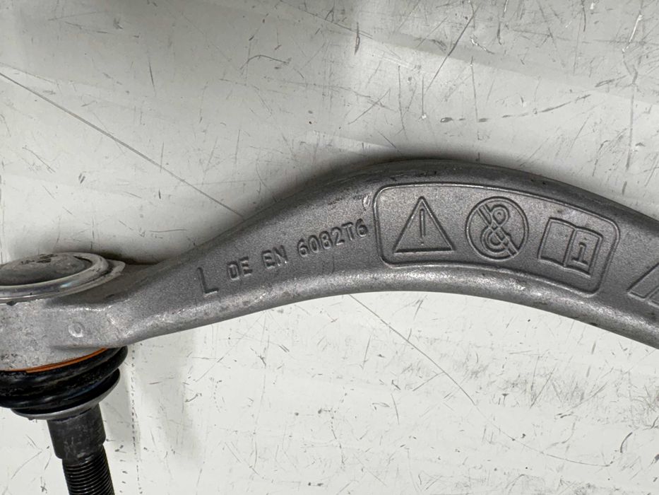 Преден ляв носач / Преден десен носач БМВ М2 М3 М4