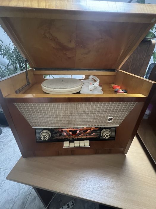 Radio  de vanzare
