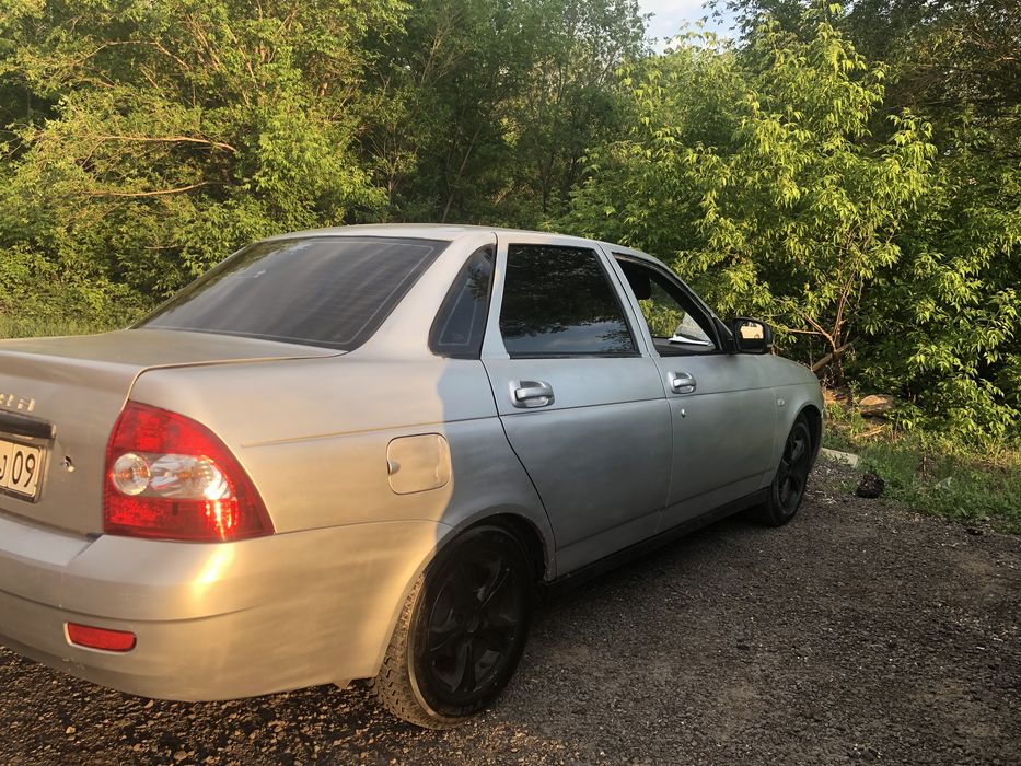 Продам Приору 1 срочно