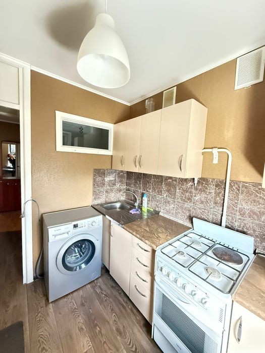 Продаётся 2х комн-ая на 3 микр-не