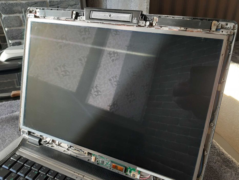 ASUS Lamborghini VX2S матрица