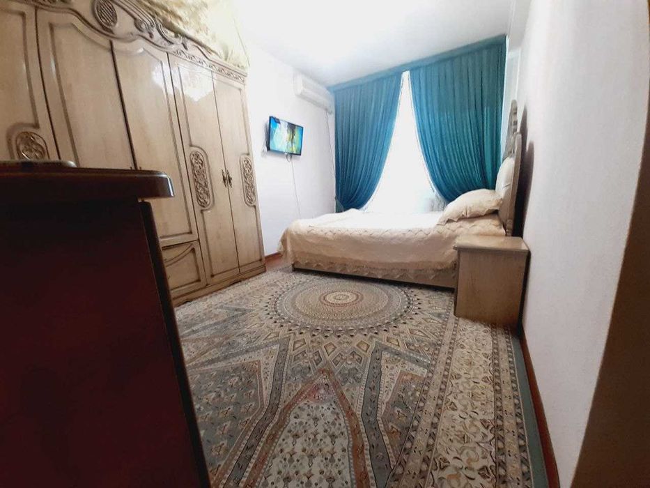 4-х комнатная (4/2/4) 130,5 кв.м Янгихаёт Спутник-17. Без посредников.