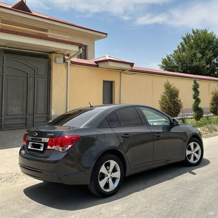 Chevrolet Cruze 2014 года