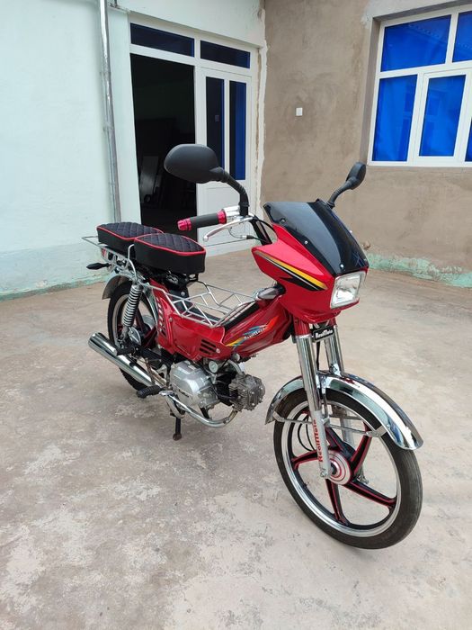 Lifan mopet sotiladi