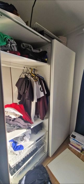 Dulap IKEA, PAX/Hasvik cu uși glisante (159x60x201 cm) + polițe și coșuri