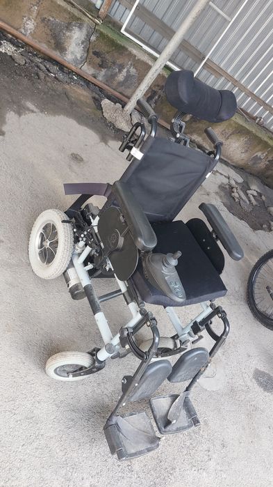 Инволидная электрическое кресло