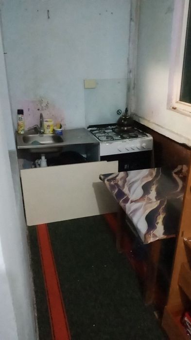 Сдается 1 переделанная в 2 х комнатную квартира Юнусабаде,рядом метро