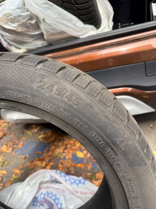 Set anvelope de iarna 245/45R18 Continental