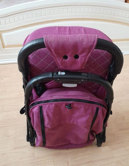 ПРОДАМ КОЛЯСКУ в хорошем состоянии